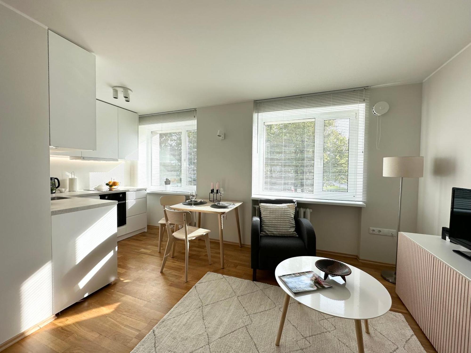 Lovely Beachfront Apartment In Paernu ภายนอก รูปภาพ